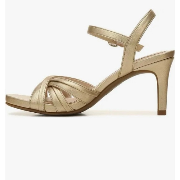 NIB: Life Stride Gold Dress Heels. - Picture 2 of 7